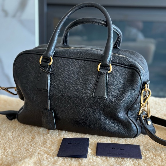 Prada leather handbag in pristine condition - Picture 10 of 14